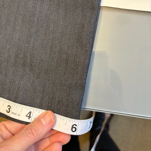 NWT Reitmans Gray pin stripe Straight Leg mid-rise work Pants women's size S - Picture 11 of 12